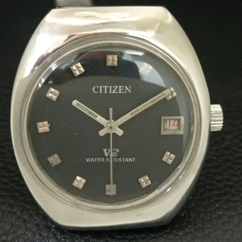 Vintage 1975 Citizen Manual Mens Silver Watch W/daydate & Black accents